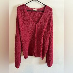 ALTAR’D STATE NWT Popcorn Knit Cozy V-Neck High Low Sweater In Berry Medium